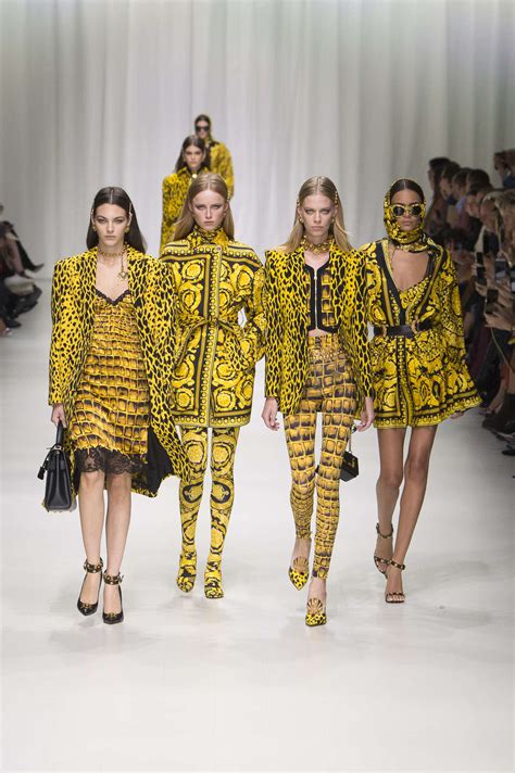 versace collezione 20 anni